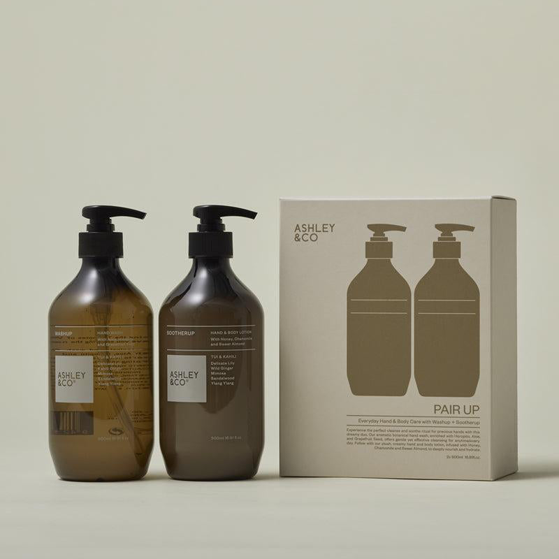 Pair Up Set In Tui And Kahili